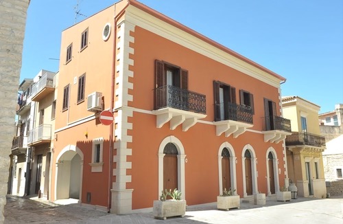 Comiso Hotel | B&B Al Teatro