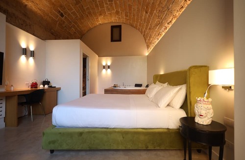 Kalsa Hotel | Bastione Spasimo Boutique Hotel