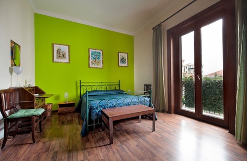 Corso dei Mille - Sant'Erasmo Bed & Breakfast | B&B Casa degli artisti