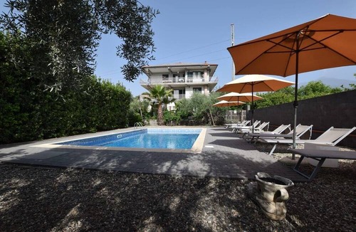 Santa Venerina Apartment | Le Palme Apartment
