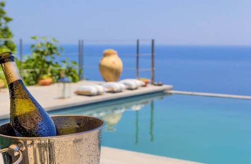 Acireale House | Villa Battiato - home n pool