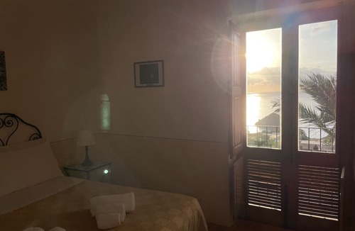 Pollara Hotel | La Locanda del Postino