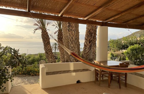 Pollara Hotel | La Locanda del Postino