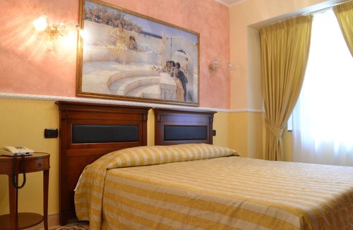 Scilla Hotel | Hotel U'Bais