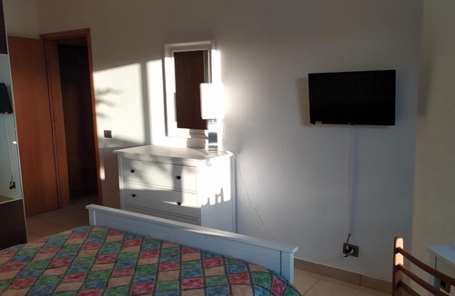 Cannizzaro Bed & Breakfast | Nero Basalto Azzurro Mare