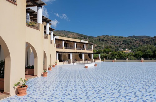 Lipari Historic Centre Hotel | Aktea