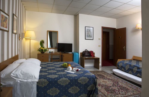 Torregrotta Hotel | Hotel Redebora