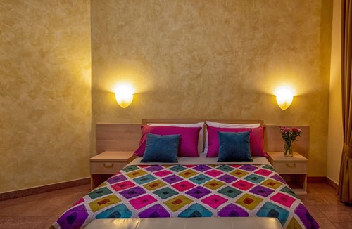Oliveto Citra Hotel | Albergo La Collina