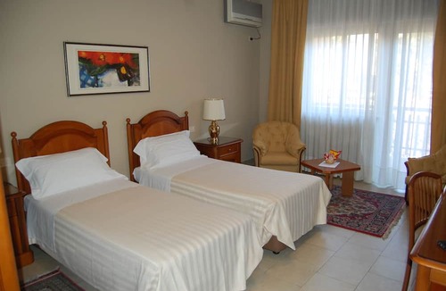 San Giovanni la Punta Hotel | Garden Hotel