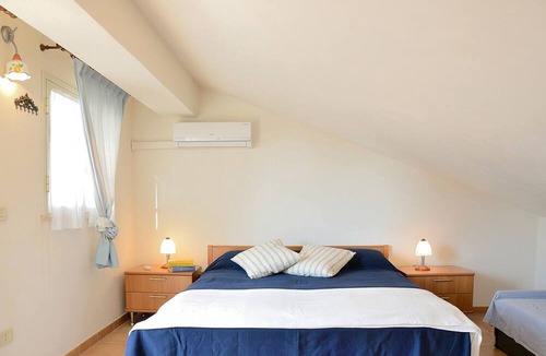 Santa Maria del Focallo Villa | VILLA SOLE WITH DIRECT ACCESS TO THE FINISH SAND BEACH AND THE SEA