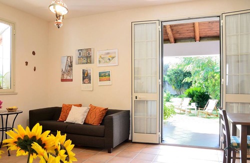 Santa Maria del Focallo Villa | VILLA SOLE WITH DIRECT ACCESS TO THE FINISH SAND BEACH AND THE SEA