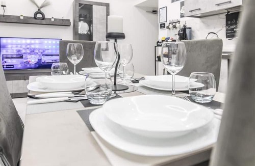 Rosolini Apartment | Amour