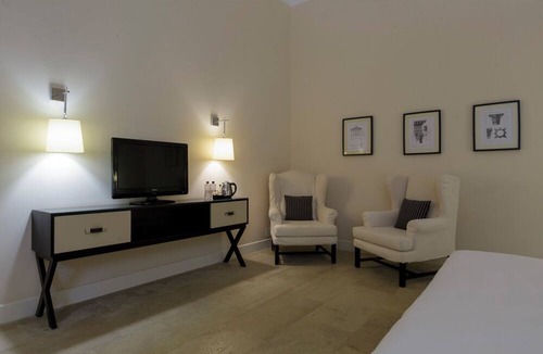 Syracuse Hotel | Hotiday Siracusa Floridia