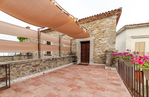 Stella Cilento Bed & Breakfast | Castello Vassallo