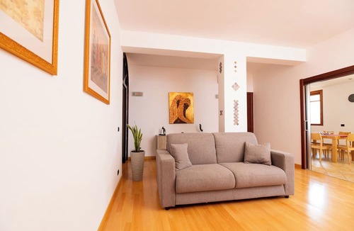 Nuova Gibellina Apartment | LuminArt