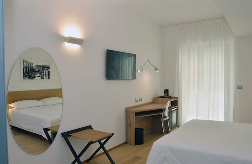 Bari City Centre Hotel | VICTOR HOTEL