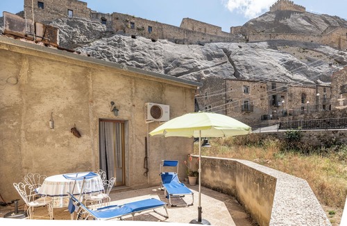 Sperlinga Apartment | Casa Della Nonna