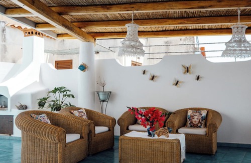 Lipari Bed & Breakfast | B&B ALTA MAREA LIPARI