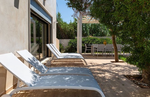 Specchiarica House | 4147 Villa Daversa by Barbarhouse