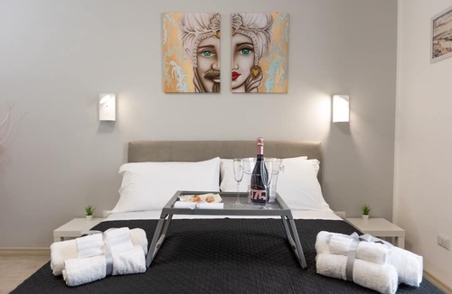 Acradina Apartment | Charming flat with 1 bedroom 1 Large bed +1 Sofa bed , bathroom and full kitchen