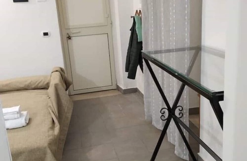 Mili San Pietro Apartment | La Camera nel Villaggio Vicina al Polo San Filippo Sede di Concerti a Messina