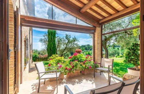 Fano Villa | Villa Emilianna - Six Bedroom Villa, Sleeps 14