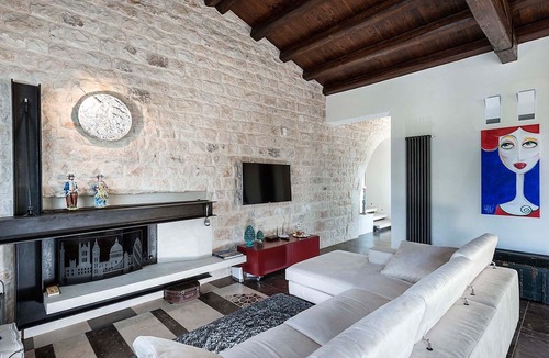 Rosolini Villa | Stunning private villa for 10 people with private pool, WIFI, A/C, TV and patio