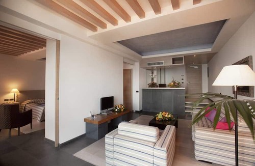 Santa Tecla Hotel | Hotel Santa Tecla Palace