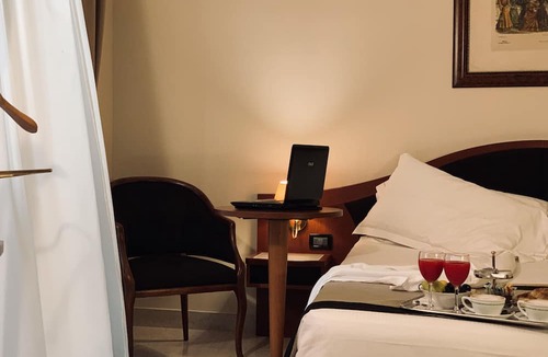 Monte di Pieta Hotel | Massimo Plaza Hotel