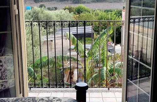 Augusta Villa | Homerez - Villa 8 km away from the beach for 6 ppl. with shared pool at Augusta