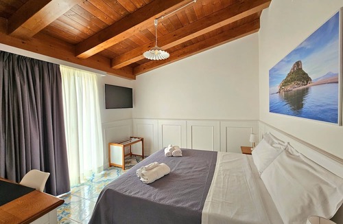 Praia a Mare House | Tea Luxury