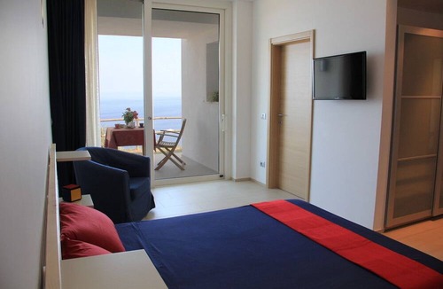 Villa San Giovanni Bed & Breakfast | B&B Blu Infinito