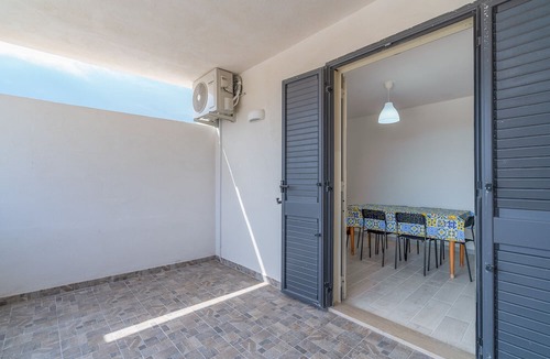 Granelli Apartment | Holiday Apartment "La Tonnara" with Sea View, Private Terrace & A/C