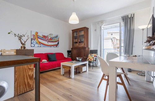 Capaci Apartment | Holiday Apartment "The View Of The Sea" near Beach with 2 Balconies & Wi-Fi