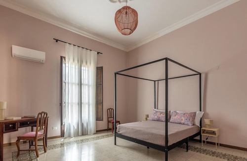 Kalsa Apartment | Stylish Apt near Piazza Magione by Wonderful Italy