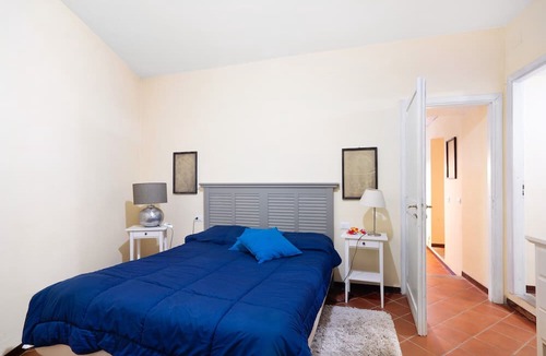 Pugliola Apartment | ‘Casa Conte Picedi Appartamento Luna’ Apartment with Sea View