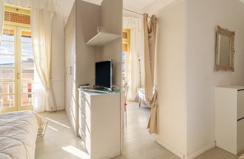 Ortigia Apartment | Apartment "Casa di Alice" with Sea View, Balcony and Wi-Fi