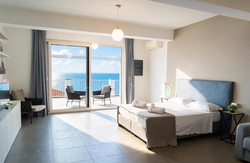 Capo d'Orlando Apartment | Villas d'Orlando - with private pool and sea view