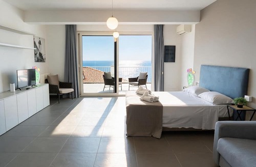 Capo d'Orlando Apartment | Villas d'Orlando - with private pool and sea view