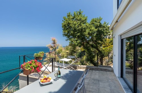Aspra Apartment | VEROSICIILY Villa Acqua Chiara "Vento" Apartments in Villa