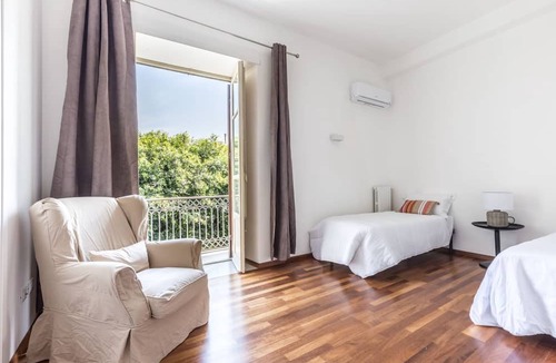 Kalsa Apartment | Domus Sicily - Piazza Marina Suite - Stunning view of the garden