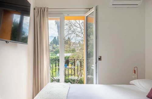 Palermo Apartment | Palazzo Ferrara Apartments with Balcony by Wonderful Italy