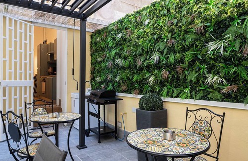 Rione Sanita House | The Echo of the Center Room Spaccanapoli [Charm in the heart of Naples]