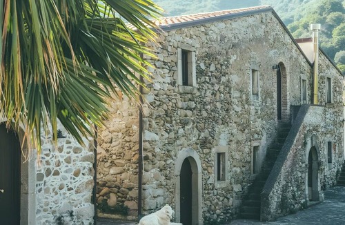 Naso Apartment | Fattoria San Pio - Limone Room with Mountain View, Breakfast & Wi-Fi