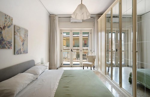 Salerno Apartment | Apartment 'Casa Elena' with Sea View, Wi-Fi and Air Conditioning