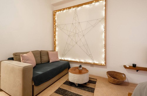 Bari City Centre Apartment | Apartment 'Home Putignani 181' with Private Terrace, Wi-Fi and Air Conditioning