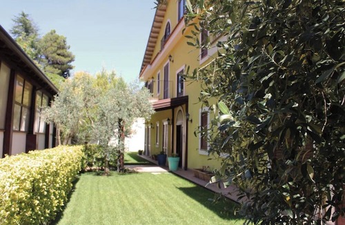 Nicolosi Apartment | Homerez - Modern Apartment in Nicolosi - 52 sqm