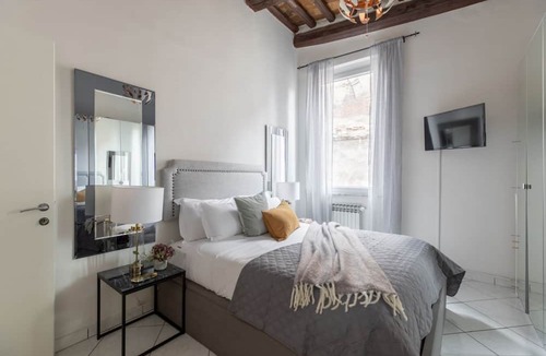 Rome City Centre Apartment | iFlat | Pantheon at your feet