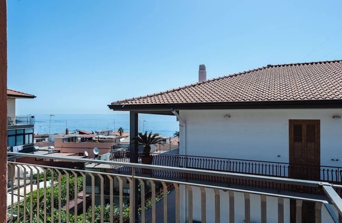 Aci Trezza Apartment | SEA VIEW APARTMENT