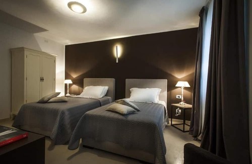 Castellammare Apartment | Apartment in the historic center BB22 Palace